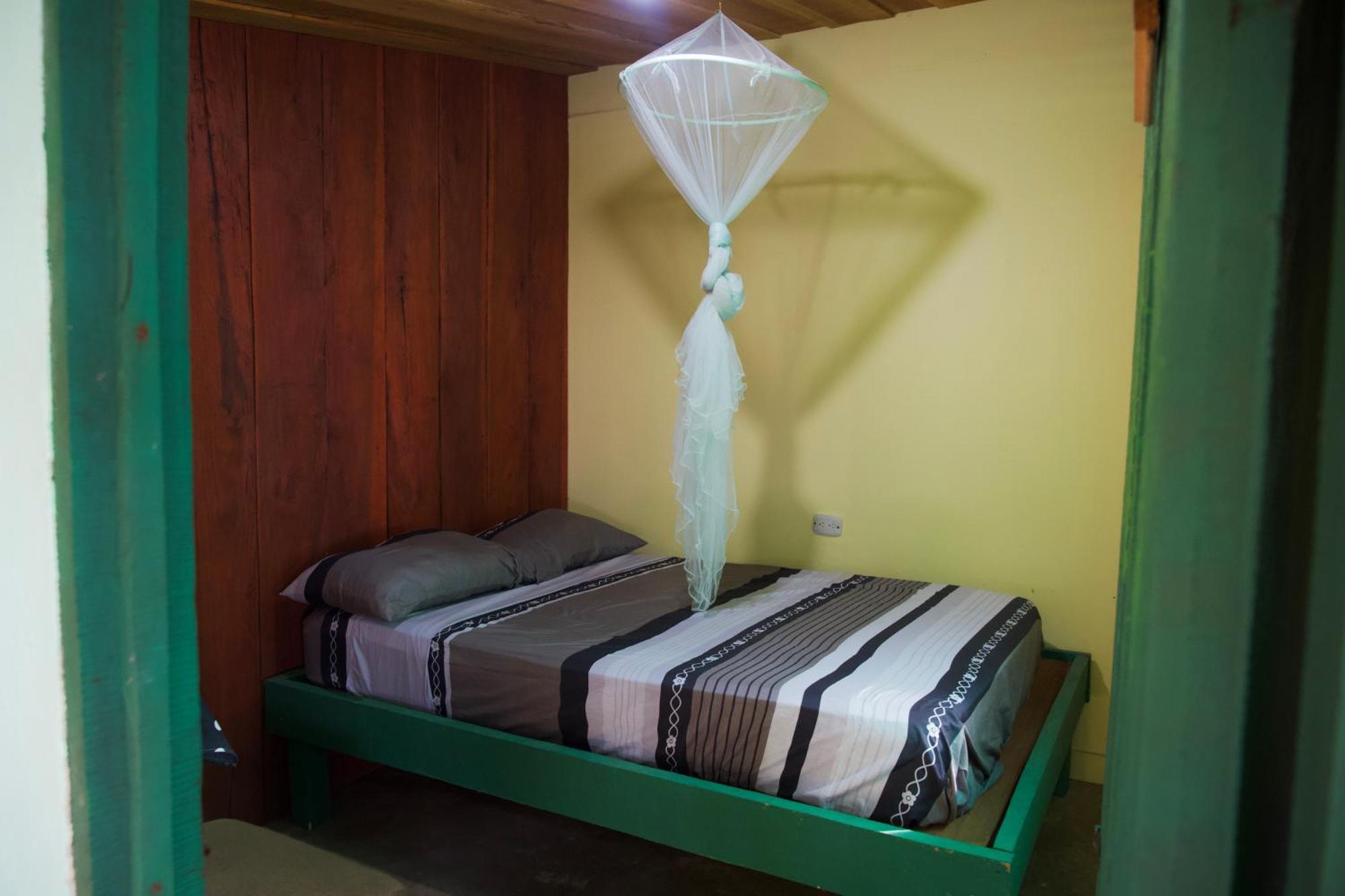Ostello Casa Mamre Cahuita Esterno foto