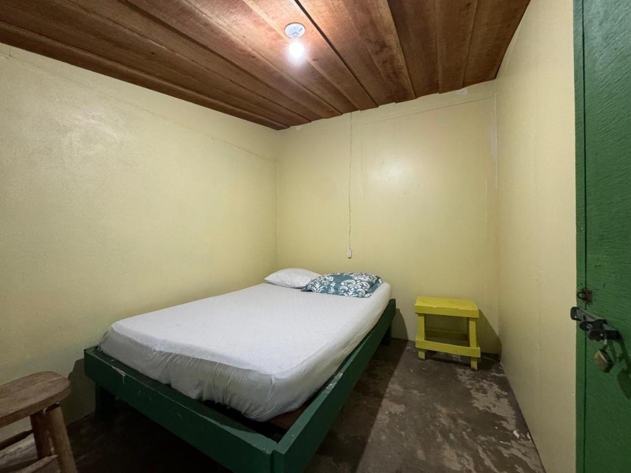 Ostello Casa Mamre Cahuita Esterno foto