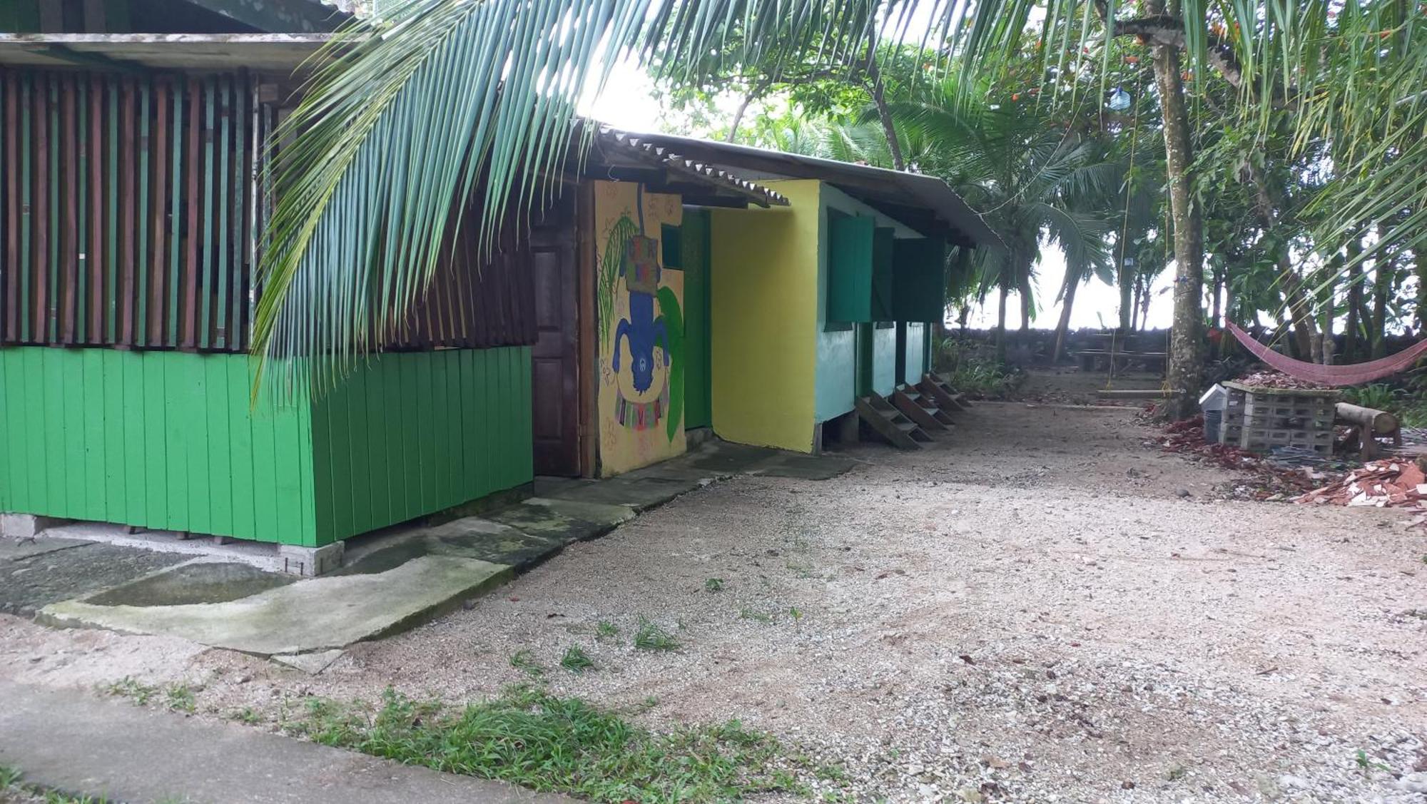 Ostello Casa Mamre Cahuita Esterno foto